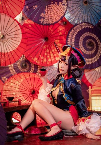 荒岛女儿国