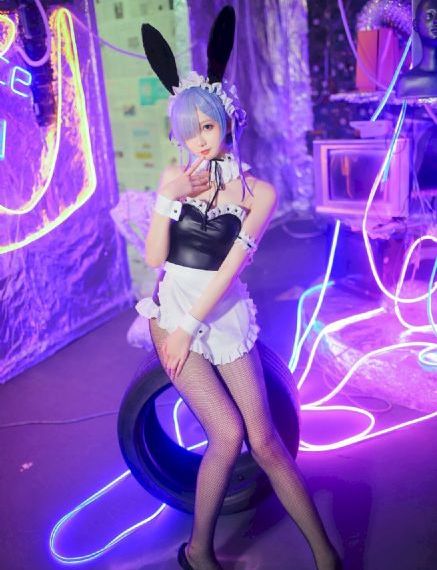 玫瑰汽车