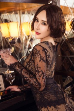 波多野结衣被夫上司持续