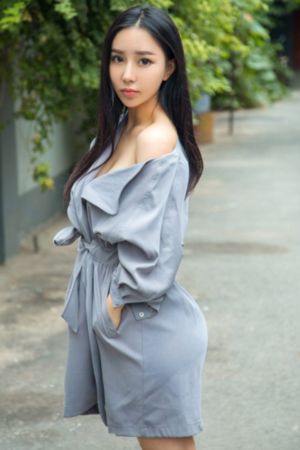 美女扒开腿让人桶爽