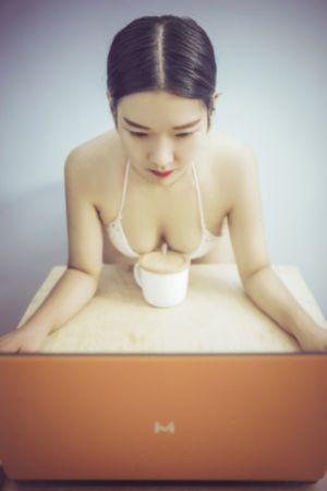 我们有点不对劲动漫免费播放