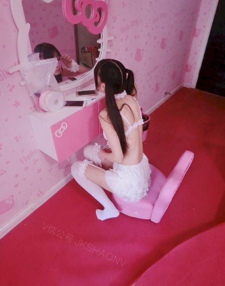 日韩成全视频观看免费观看高清
