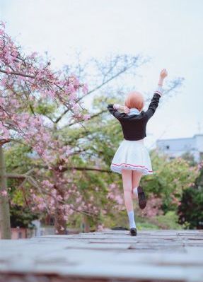 漂亮的岳hd中文字幕
